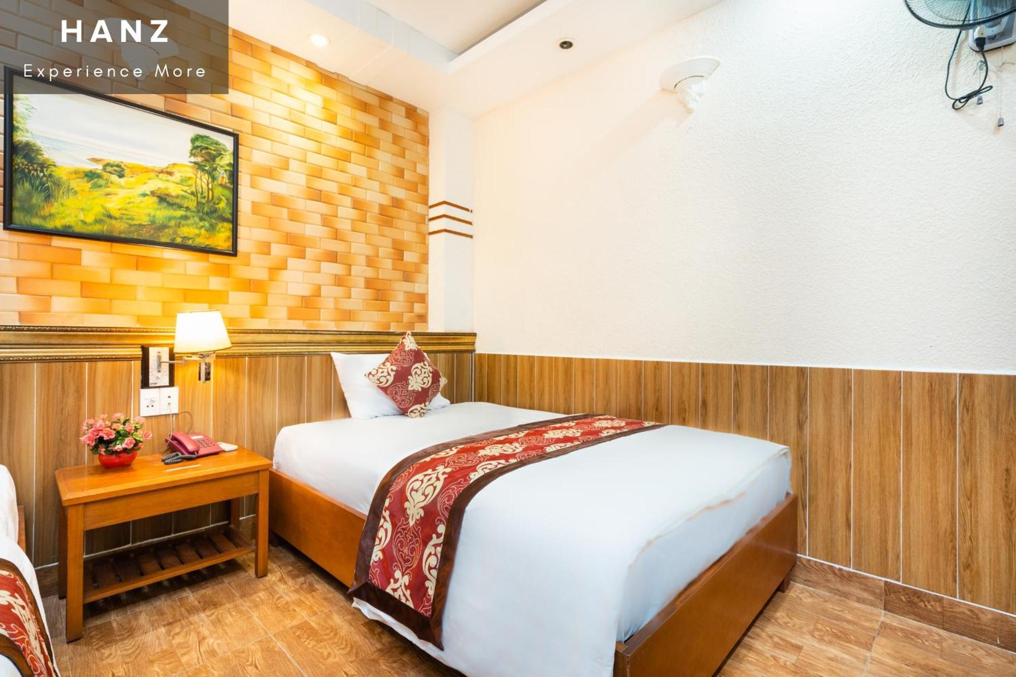 Hanz Queen Airport Hotel Saigon Ho Či Minovo Město Pokoj fotografie